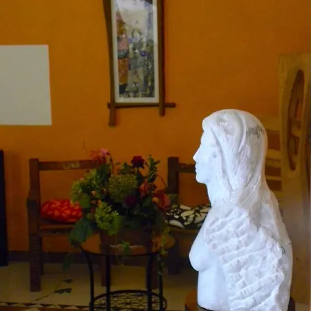 Bed & Breakfast La Degli Artisti *